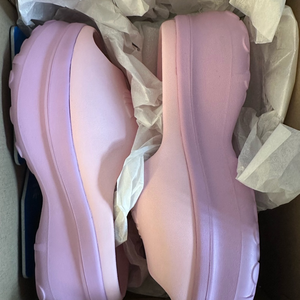 New Women’s Adidas Adifom Stan Smith Platform Slide. Size: 8 - Picture 2 of 2